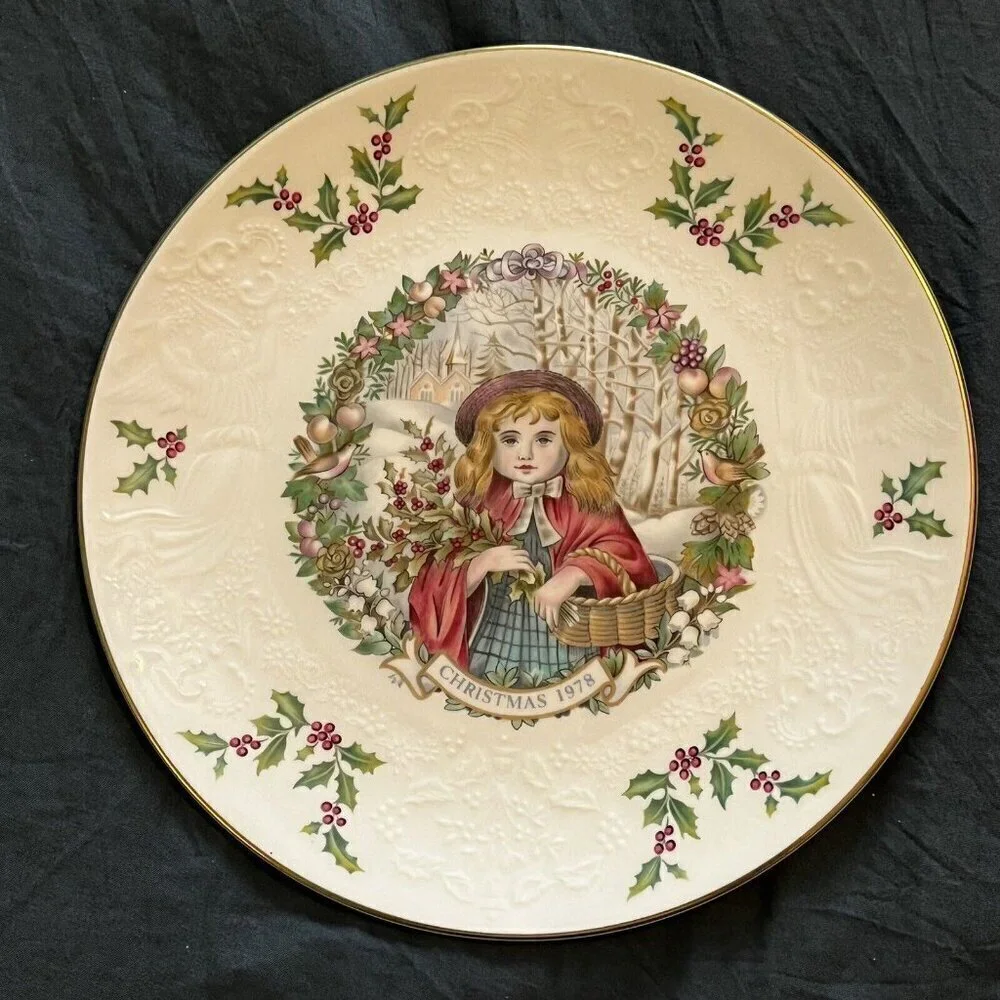 Royal Doulton box original wear